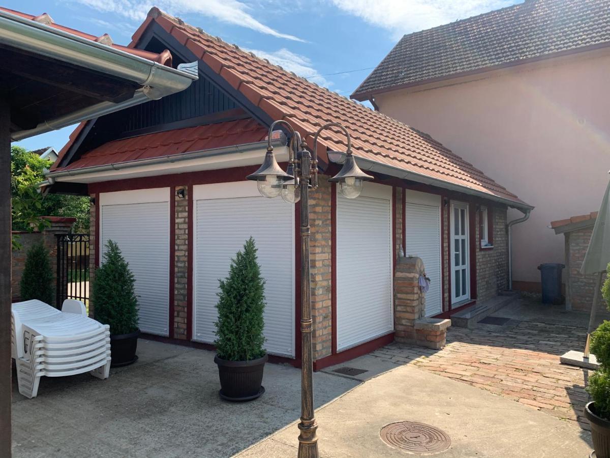 Vila Sunce Morovic Morović Exterior foto