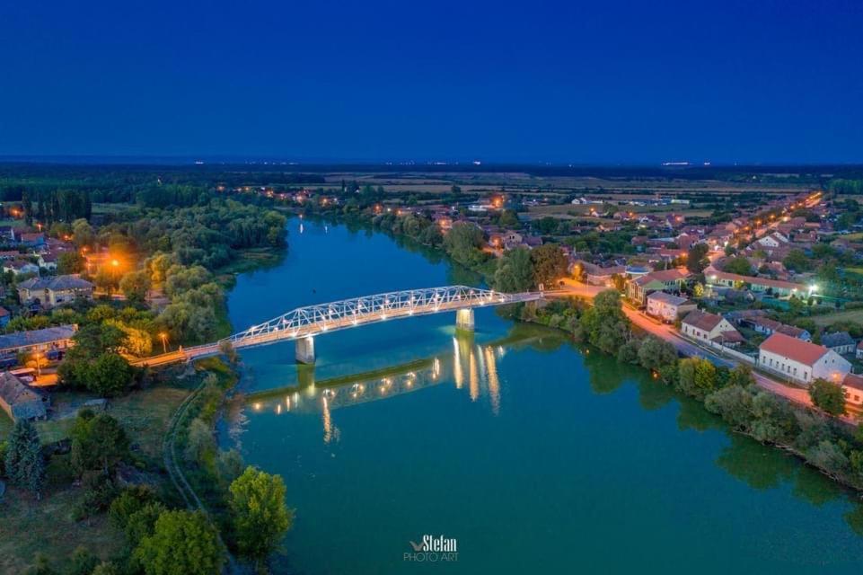 Vila Sunce Morovic Morović Exterior foto